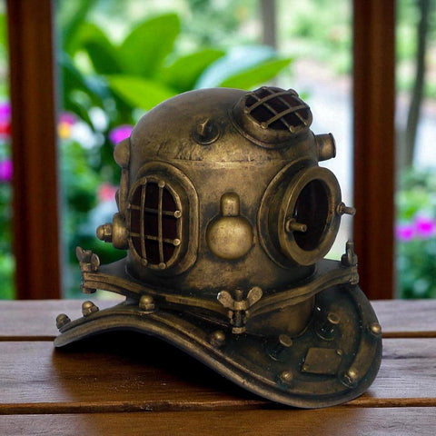 6.5" Tall Metal Diver's Helmet Decoration