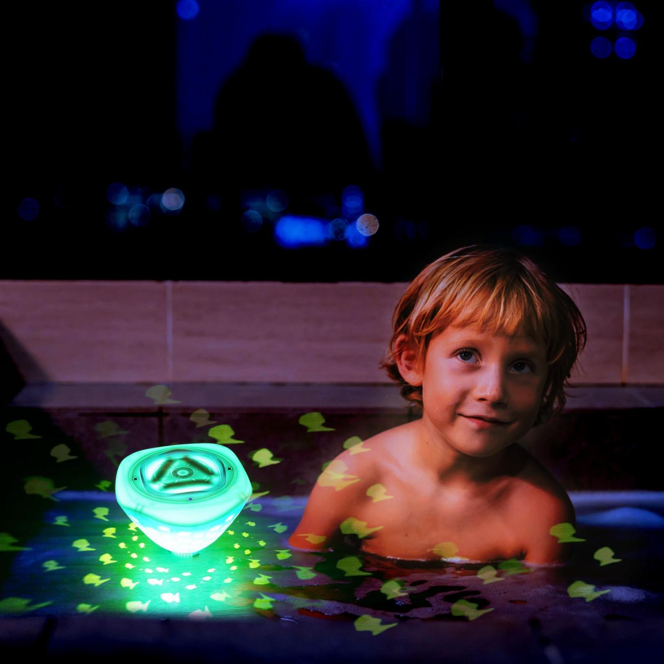 2Pcs Underwater Floating LED Light Colorful Fish Pattern 6 Lighting Mo ...