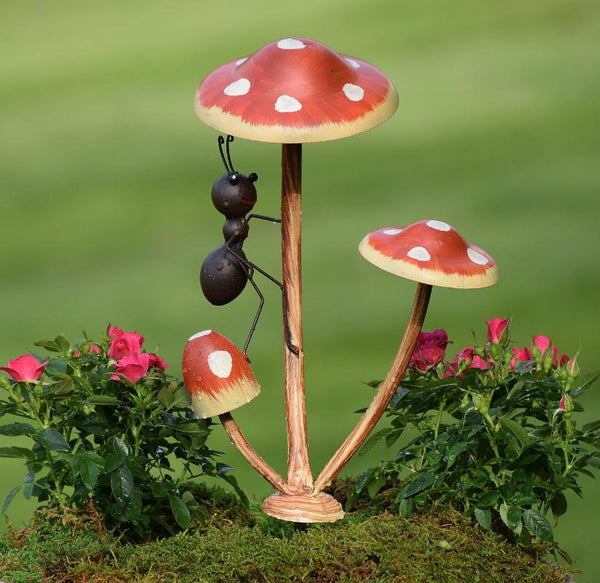 Set of 6 Assorted Ants Frogs Butterflies Garden Stakes