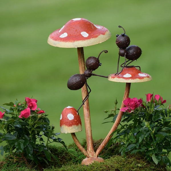 Set of 6 Assorted Ants Frogs Butterflies Garden Stakes