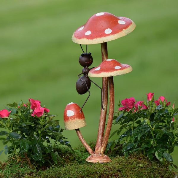 Set of 6 Assorted Ants Frogs Butterflies Garden Stakes