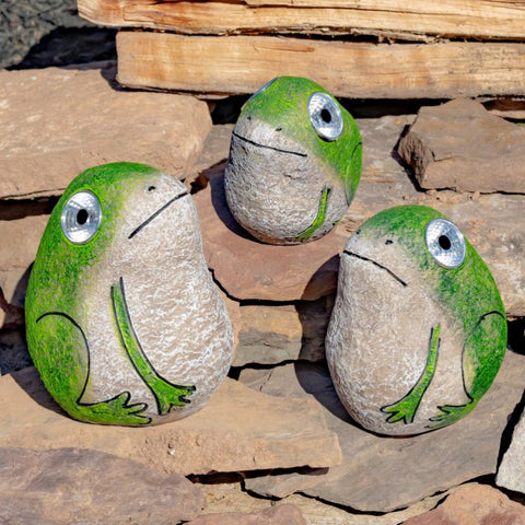 Set of 3 Solar Light Rock Frogs with Light Up Eyes