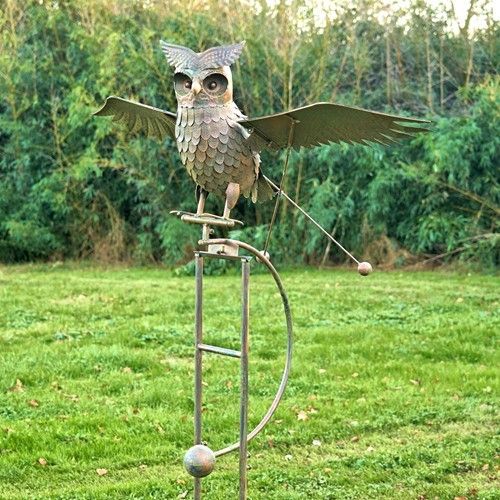 Rocking Flying W Large Flying Owl Metal Rocking Stake Wesley – YardEpic
