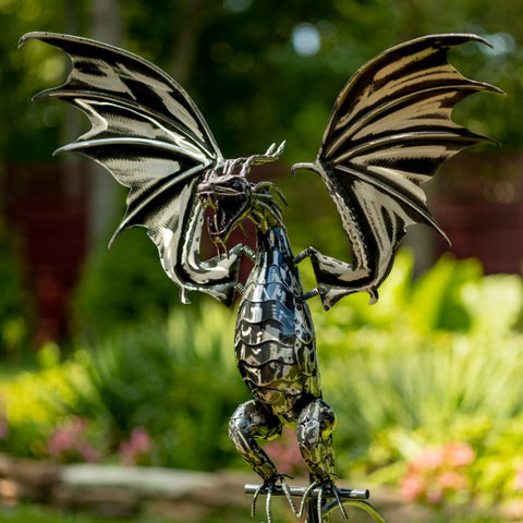 Iron Dragon Monster Swing Stakes Garden Decorations