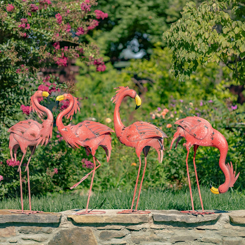 Set of 4 Bright Pink Iron Flamingos