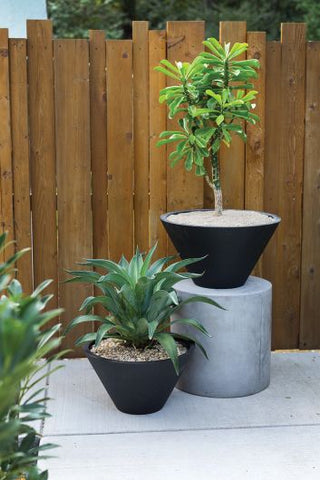 Hancock Pots Outdoor Beveled Shape Garden Planters for Sale
