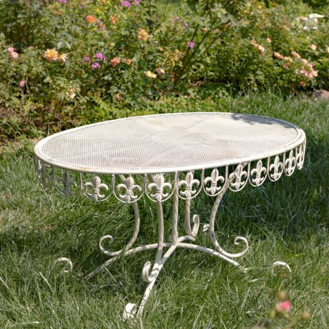"La Rochelle" Round Iron Outdoor Bistro Table and Bistro Armchairs